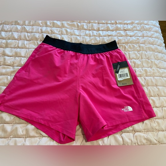 The north face short - Picture 3 of 9